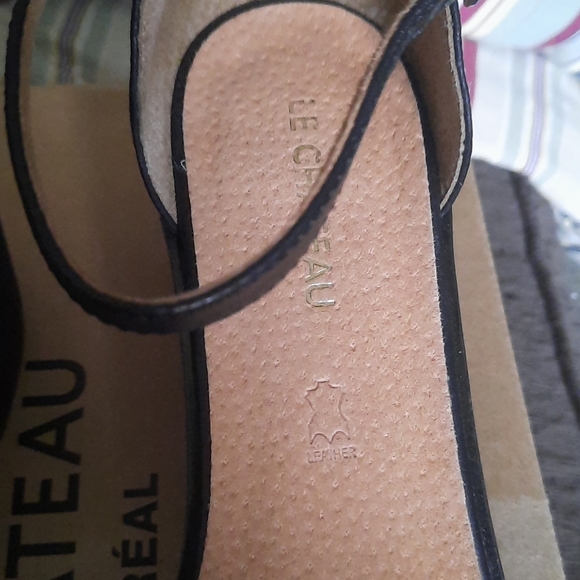Le chateau genuine leather sandals NEW - Picture 5 of 6